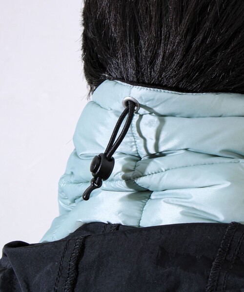 TAION（タイオン）の「【TAION/タイオン】ベーシック ダウンネックウォーマー（ネックウォーマー/スヌード・メンズ・サックスブルー/チャコールグレー/ライトグレー/イエロー/ネイビー/ベージュ/オリーブ/ブラック・FREE）」の12枚目の写真