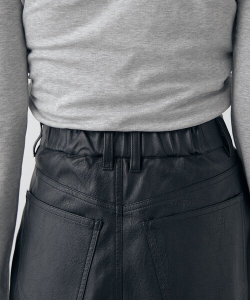 mline（エムライン）の「[mline]レザーカーブパンツ（その他パンツ・レディース・ブラック/ブラウン・1/2）」の21枚目の写真