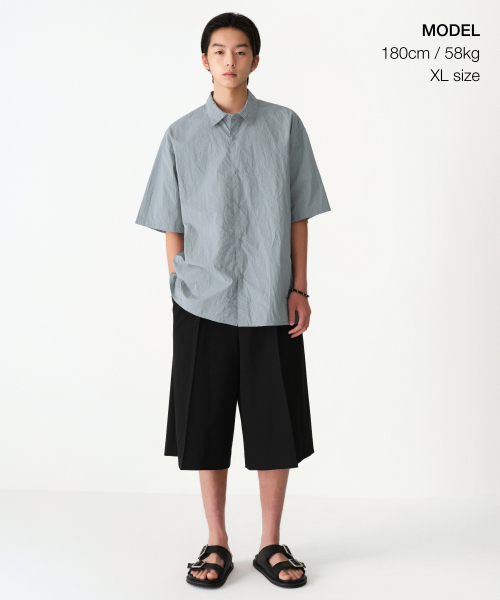 MUSINSA STANDARD（ムシンサスタンダード）の「リラックスドナイロンクリーズ半袖シャツ[クラウディブルー]（シャツ/ブラウス・メンズ・その他・MEDIUM/LARGE/X-LARGE/XX-LARGE）」の2枚目の写真