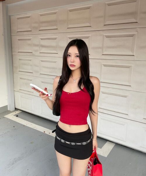 YOUHEE(ユヒ)の「EYELET SLEEVELESS RED(Tシャツ/カットソー・レディース・その他・FREE)」の14枚目の写真