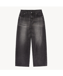 VTWO（ブイツー）の「バルーンフィットカーブドワイドデニムパンツ (ブラック)（デニムパンツ）」