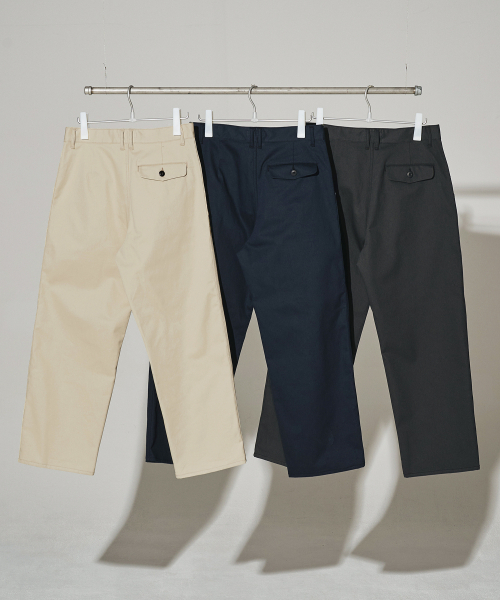 XERO（ゼロ）の「Deep One Tuck Chino Pants [3 Colors]（その他パンツ・メンズ・チャコール/ネイビー・LARGE/MEDIUM/X-LARGE）」の3枚目の写真