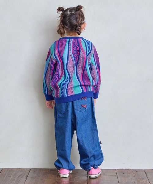 MARKEY'S（マーキーズ）の「3Dレトロクルーネックニット（ニット/セーター・キッズ・ブルー/ブラック/レッド・S/M/L/LL）」の16枚目の写真