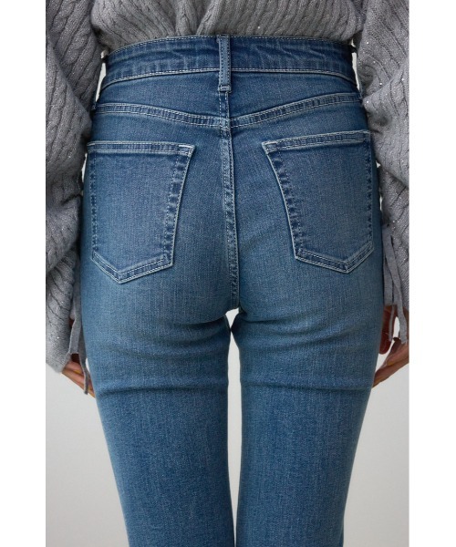 AZUL by moussy(アズールバイマウジー)の「【WEB限定】AZUL DENIM センターステッチスリットフレアデニム(デニムパンツ・レディース・ライトブラック/ブルー/ワンウォッシュ・LARGE/SMALL/MEDIUM)」の18枚目の写真