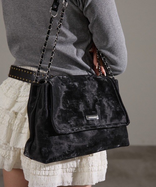 apres jour mignon（アプレジュールミニョン）の「【apresjour mignon×ARIAZ】スエード風ハンドバッグ（ハンドバッグ・レディース・オフホワイト/ブラック/ダークブラウン・ONESIZE）」の2枚目の写真