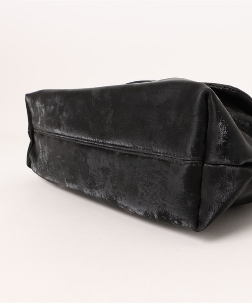 apres jour mignon（アプレジュールミニョン）の「【apresjour mignon×ARIAZ】スエード風ハンドバッグ（ハンドバッグ・レディース・オフホワイト/ブラック/ダークブラウン・ONESIZE）」の9枚目の写真