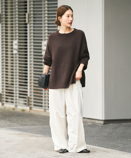 FRAMeWORK（フレームワーク）の「≪追加≫ラグランスリーブ ワイドプルオーバー 2（ニット/セーター・レディース・ライトグリーン/ブラウン/ブラック/イエロー/ネイビー/ベージュ・FREE）」の18枚目の写真