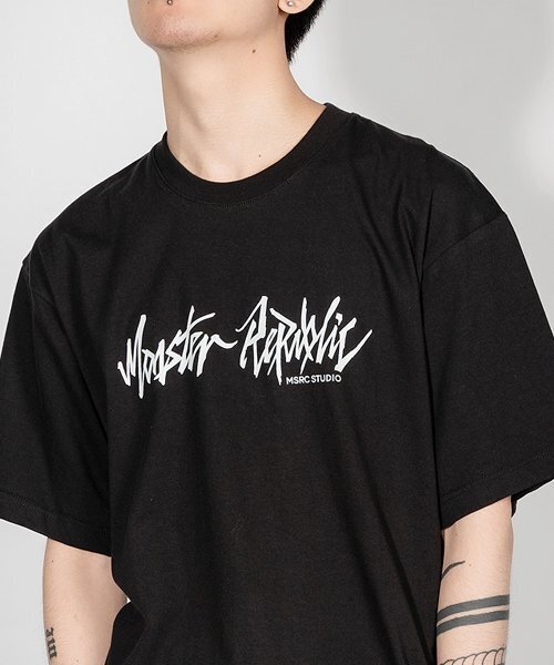MONSTER REPUBLIC(モンスターリパブリック)の「ムーブメントベーシックロゴホワイトTシャツブラック(Tシャツ/カットソー・レディース・その他・X-LARGE/LARGE/MEDIUM/SMALL)」の3枚目の写真