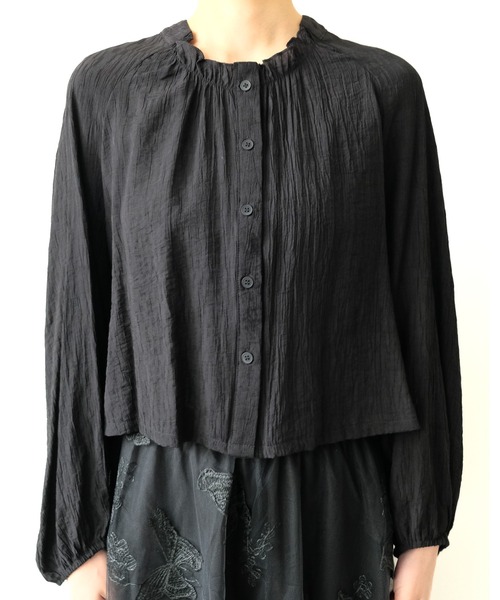 DOLLUPOOPS(ドールアップウップス)の「Back Frill Gathered Blouse(バックフリルギャザーブラウス)(シャツ/ブラウス・レディース・オフホワイト/ブラック・FREE)」の13枚目の写真