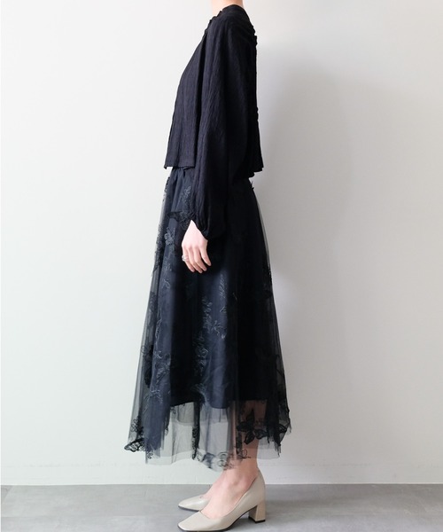 DOLLUPOOPS(ドールアップウップス)の「Back Frill Gathered Blouse(バックフリルギャザーブラウス)(シャツ/ブラウス・レディース・オフホワイト/ブラック・FREE)」の15枚目の写真