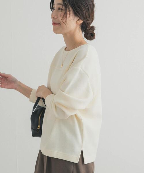 URBAN RESEARCH DOORS（アーバンリサーチドアーズ）の「『UR TECH』ボートネックプルオーバー（Tシャツ/カットソー・レディース・グリーン系その他/アイボリー/ブラック・MEDIUM）」の8枚目の写真