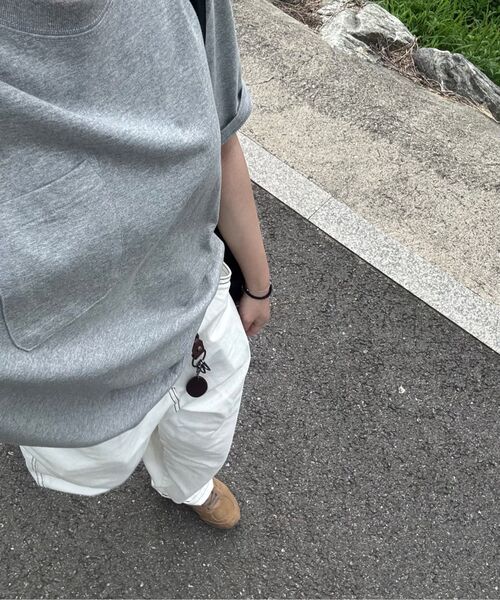 URBANSTOFF(アーバンストッフ)の「クロップボックスティー(グレー)(Tシャツ/カットソー・レディース・その他・LARGE/MEDIUM)」の6枚目の写真