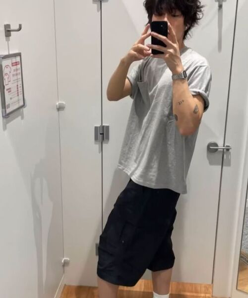URBANSTOFF(アーバンストッフ)の「クロップボックスティー(グレー)(Tシャツ/カットソー・レディース・その他・LARGE/MEDIUM)」の7枚目の写真