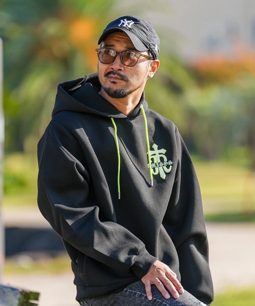 adamsJUGGLER(アダムスジャグラー)の「RTEG ネオン/SP O.Eフーディー(パーカー・メンズ・ブラック/グレー・XL/L/M/S)」の11枚目の写真