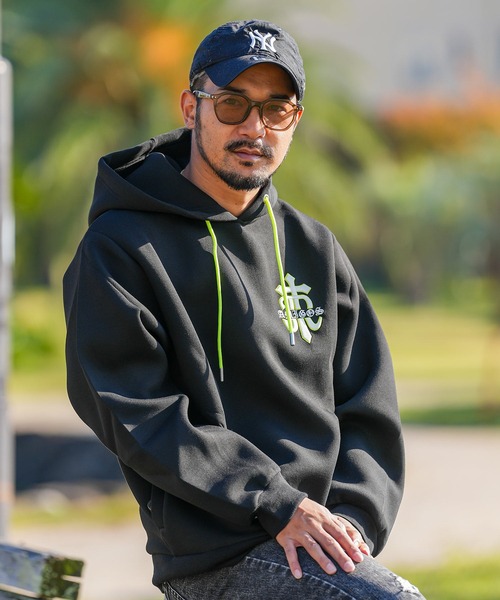 adamsJUGGLER(アダムスジャグラー)の「RTEG ネオン/SP O.Eフーディー(パーカー・メンズ・ブラック/グレー・XL/L/M/S)」の12枚目の写真