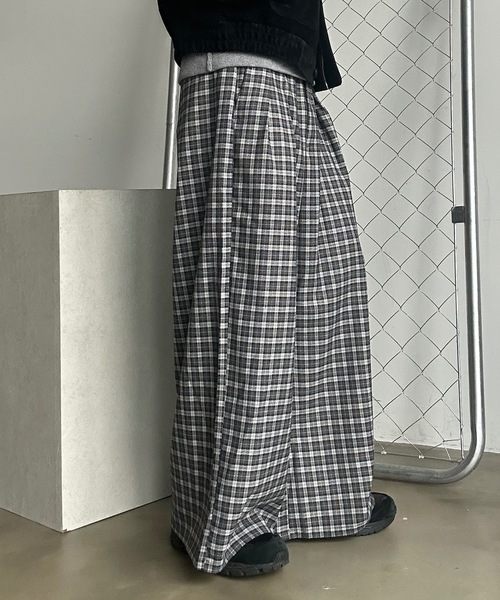 UNDERSTATEMENTs（アンダーステイトメント）の「【ユニセックス】ストライプ&チェックスラックス（スラックス・メンズ・ブラック系その他/ブラック系その他2・LARGE/MEDIUM/SMALL）」の2枚目の写真