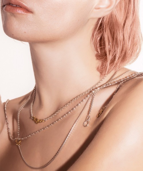 Fauvirame（フォーヴィレイム）の「Fern Ball Chain Necklace S（ネックレス・レディース・シルバー×ゴールド・ONE SIZE）」の2枚目の写真