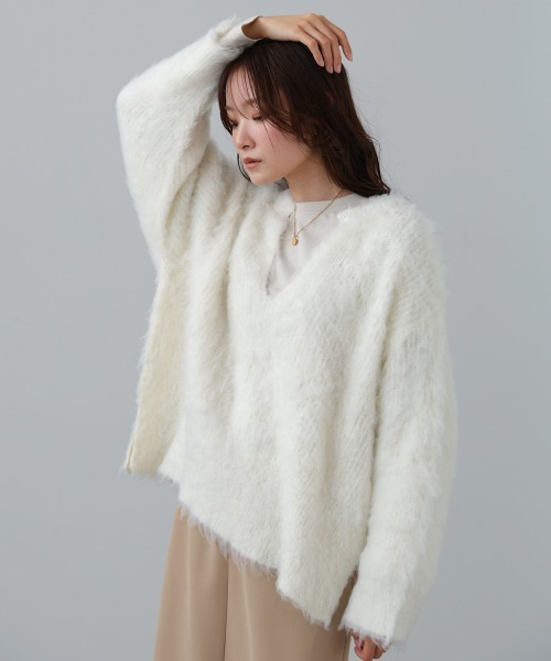 Bab(バブ)の「インナーセットキーネックケガキニットトップス(ニット/セーター・レディース・オフホワイト/ライトグリーン/グレー・FREE)」の6枚目の写真