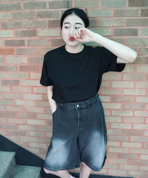 C WEAR BY THE GENIUS（シーウェアバイザジーニアス）の「ヘビーウェイト メンズ クロップTシャツ ブラック（Tシャツ/カットソー・メンズ・その他・SMALL/MEDIUM/LARGE/X-LARGE/XX-LARGE）」の7枚目の写真