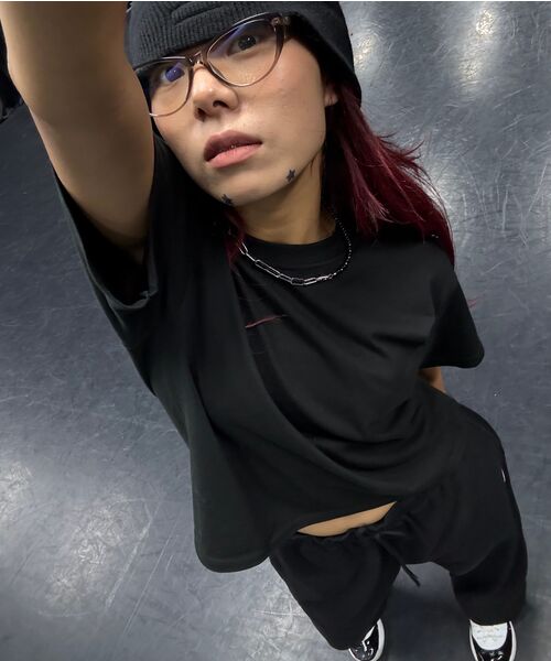 C WEAR BY THE GENIUS（シーウェアバイザジーニアス）の「ヘビーウェイト メンズ クロップTシャツ ブラック（Tシャツ/カットソー・メンズ・その他・SMALL/MEDIUM/LARGE/X-LARGE/XX-LARGE）」の11枚目の写真