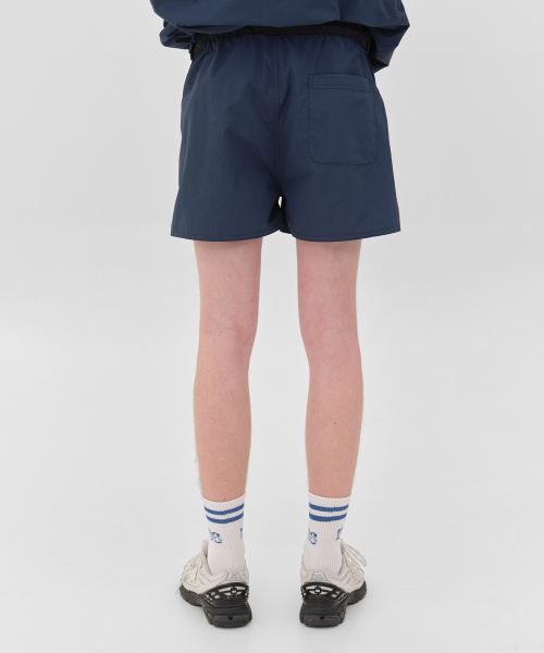 PO8（ピーオーエイト）の「TRACKSHORT 8 PANTS - NAVY（その他パンツ・レディース・ネイビー・MEDIUM/LARGE）」の6枚目の写真