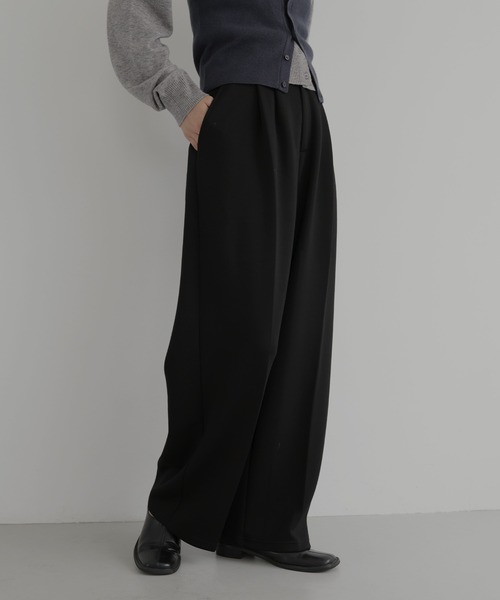 hellam(へラム)の「ボンディングタックワイドパンツ(スラックス・レディース・杢グレー/ブラック/ブラウン/チャコール・FREE)」の6枚目の写真