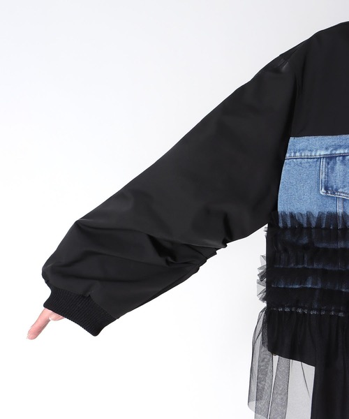 Three Four Time（ｽﾘｰﾌｫｰﾀｲﾑ）の「デニムチュールドッキングブルゾン（ブルゾン・レディース・ブラック・FREE）」の17枚目の写真