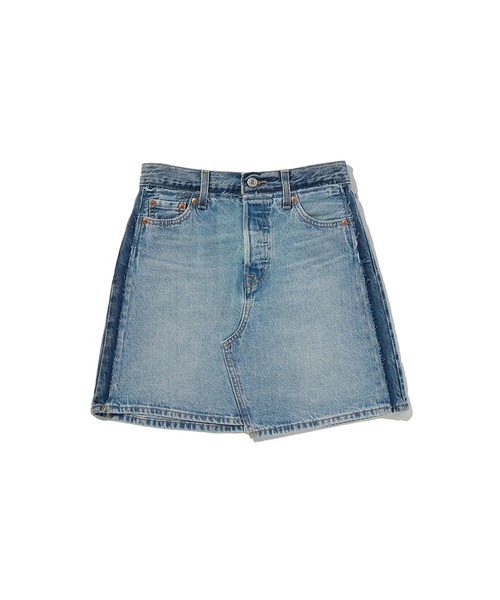 Levi's(リーバイス)の「Levi's/リーバイス デコンストラクテッド エッジ スカート ミディアムインディゴ(デニムスカート・レディース・インディゴブルー・23inch/24inch/25inch/26inch/27inch/28inch)」の5枚目の写真