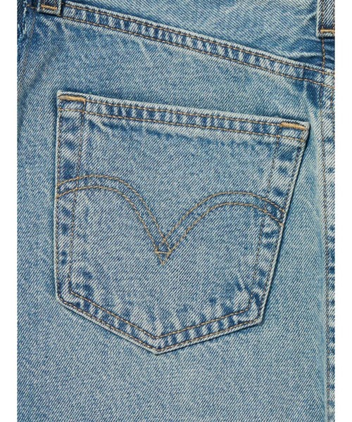 Levi's(リーバイス)の「Levi's/リーバイス デコンストラクテッド エッジ スカート ミディアムインディゴ(デニムスカート・レディース・インディゴブルー・23inch/24inch/25inch/26inch/27inch/28inch)」の14枚目の写真