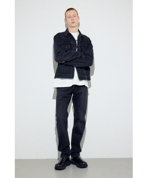 AZUL by moussy(アズールバイマウジー)の「サードタイプデニムジャケット(デニムジャケット・メンズ・ブラック/ブルー・LARGE/MEDIUM/SMALL)」の6枚目の写真