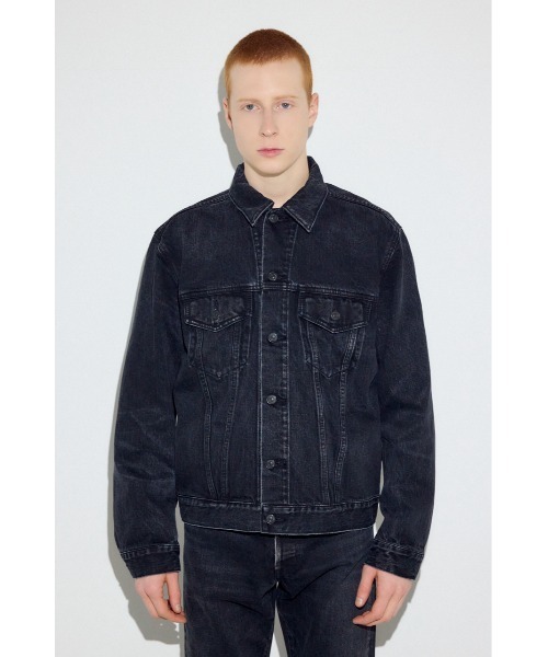 AZUL by moussy(アズールバイマウジー)の「サードタイプデニムジャケット(デニムジャケット・メンズ・ブラック/ブルー・LARGE/MEDIUM/SMALL)」の7枚目の写真