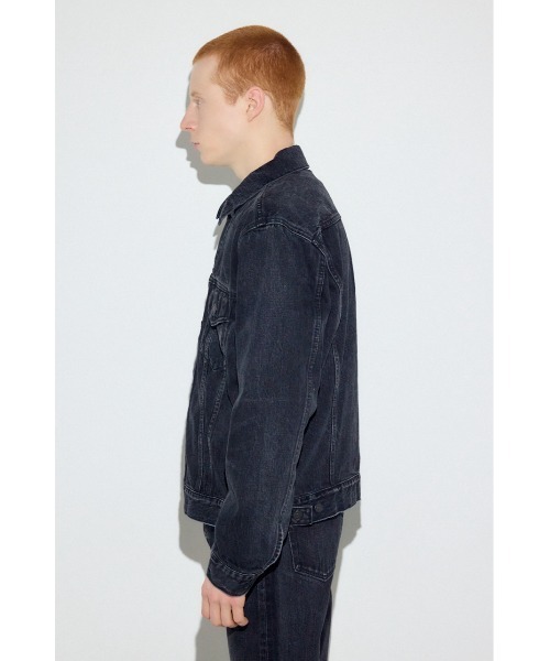 AZUL by moussy(アズールバイマウジー)の「サードタイプデニムジャケット(デニムジャケット・メンズ・ブラック/ブルー・LARGE/MEDIUM/SMALL)」の8枚目の写真