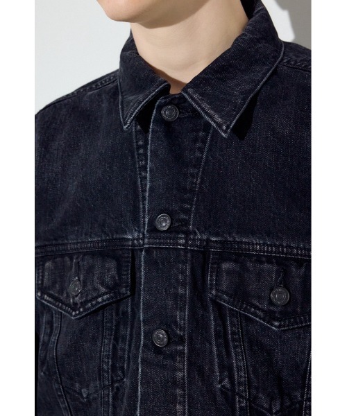 AZUL by moussy(アズールバイマウジー)の「サードタイプデニムジャケット(デニムジャケット・メンズ・ブラック/ブルー・LARGE/MEDIUM/SMALL)」の10枚目の写真