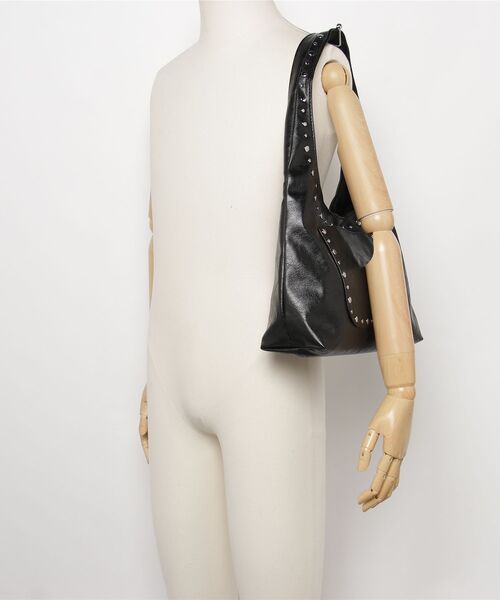 AUREN（オーレン）の「【ユニセックス】スタッズワンショルダーバッグ/軽量/カジュアル/モード（ショルダーバッグ・レディース・ホワイト/ブラック/ブラウン・FREE）」の12枚目の写真