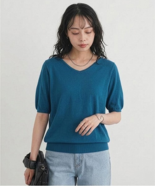 nissen(ニッセン)の「洗えるUVカット綿100%Vネック半袖ニット<大きいサイズ有>(ニット/セーター・レディース・ブルー系その他/グリーン/ブラック/グレイッシュベージュ/ライラック/グレー/オフホワイト・S/M/L/LL/3L)」の6枚目の写真