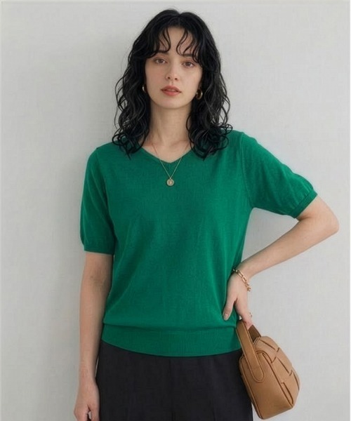 nissen(ニッセン)の「洗えるUVカット綿100%Vネック半袖ニット<大きいサイズ有>(ニット/セーター・レディース・ブルー系その他/グリーン/ブラック/グレイッシュベージュ/ライラック/グレー/オフホワイト・S/M/L/LL/3L)」の5枚目の写真