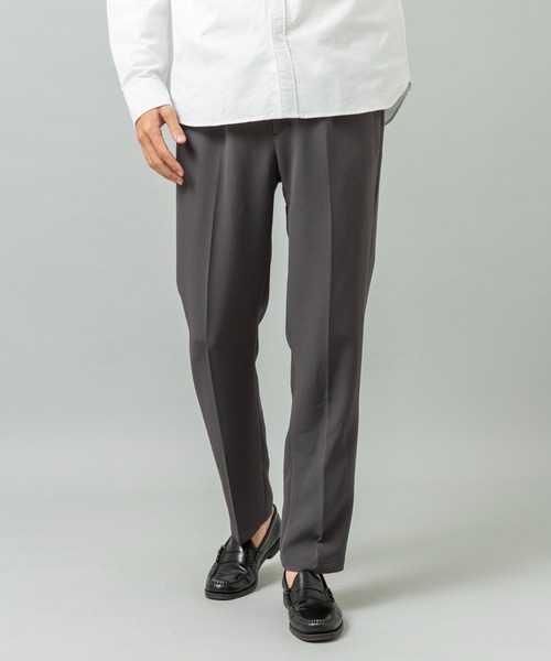 URBAN RESEARCH ROSSO MEN(アーバンリサーチロッソメン)の「『イージーケア』ハイパフォーマンス快適イージースラックス(スラックス・メンズ・ブラック/チャコールグレー/ネイビー・SMALL/MEDIUM/LARGE/X-LARGE)」の2枚目の写真