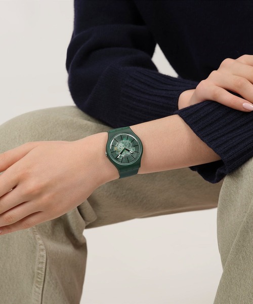 SWATCH（スウォッチ）の「REVEALED IN THE FOREST（アナログ腕時計・レディース・グリーン・FREE）」の4枚目の写真