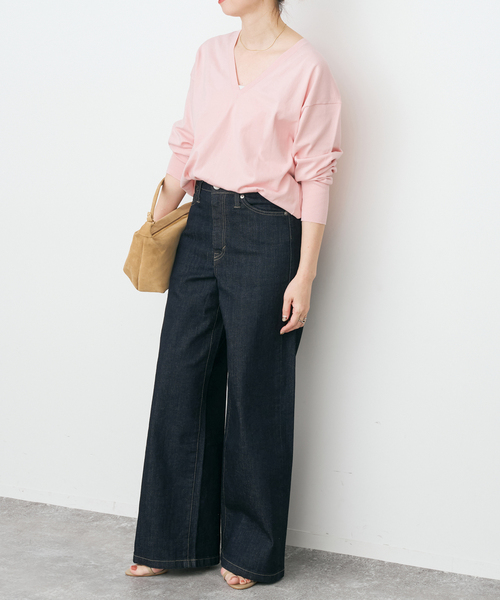 Spick & Span（スピックアンドスパン）の「Emil cotoni Vネックプルオーバー（ニット/セーター・レディース・キャメル/ピンク系その他/ネイビー・FREE）」の19枚目の写真