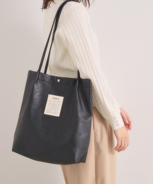 ITS'DEMO（イッツデモ）の「【A4対応】合皮ハンドルタックトート（トートバッグ・レディース・ブラック/ピンク系/ダークブラウン/ブロンズ/グレー/シルバー・00）」の2枚目の写真