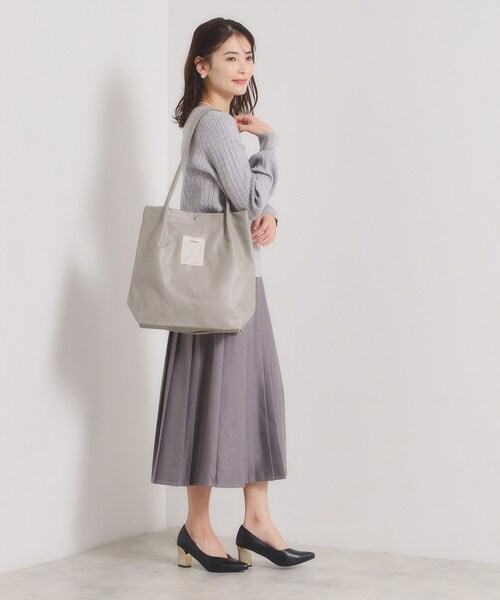 ITS'DEMO（イッツデモ）の「【A4対応】合皮ハンドルタックトート（トートバッグ・レディース・ブラック/ピンク系/ダークブラウン/ブロンズ/グレー/シルバー・00）」の10枚目の写真