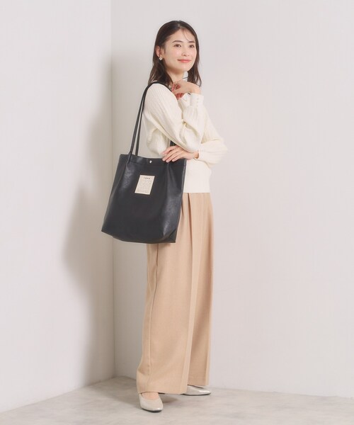 ITS'DEMO（イッツデモ）の「【A4対応】合皮ハンドルタックトート（トートバッグ・レディース・ブラック/ピンク系/ダークブラウン/ブロンズ/グレー/シルバー・00）」の12枚目の写真