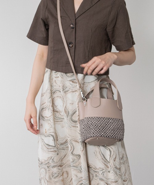 RIPANI(リパーニ)の「【RIPANI】サマーメッシュ レザーコンビスモール2WAYバッグ(Q66438)(ハンドバッグ・レディース・ベージュ系その他・ALL)」の6枚目の写真
