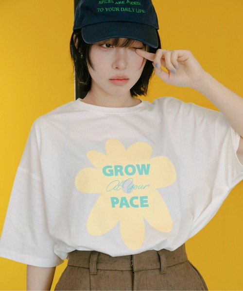 PILIT(ピリット)の「flower×logo tee(Tシャツ/カットソー・レディース・アイボリー/オフホワイト/ピンク・MEDIUM)」の1枚目の写真