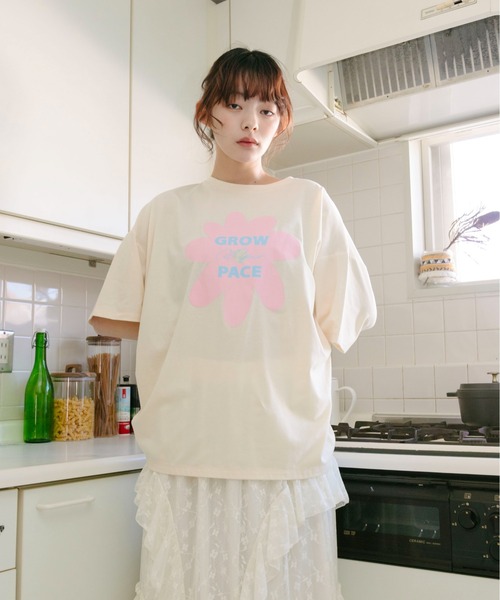 PILIT(ピリット)の「flower×logo tee(Tシャツ/カットソー・レディース・アイボリー/オフホワイト/ピンク・MEDIUM)」の11枚目の写真