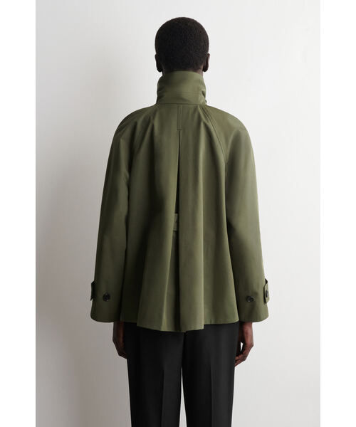 COS（コス）の「Aライン コットンツイルジャケット（その他アウター・レディース・カーキ・XS/S/M/L）」の5枚目の写真