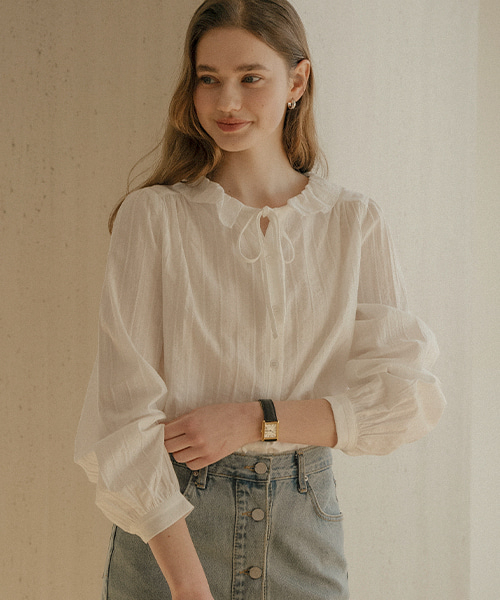 TILL I DIE(ティルアイダイ)の「Sweet ribbon round cotton blouse_Ivory(シャツ/ブラウス・レディース・アイボリー・FREE)」の1枚目の写真
