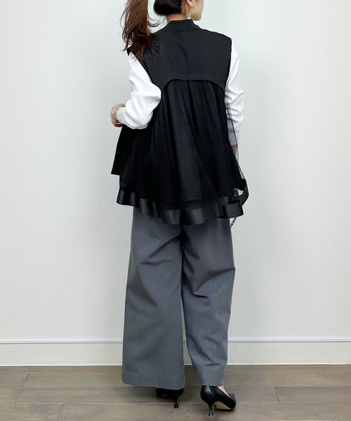 LUGIVA(ルギヴァ)の「バックチュールベスト(ベスト・レディース・ベージュ/ブラック・M)」の10枚目の写真