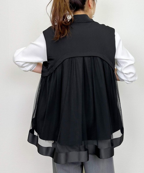 LUGIVA(ルギヴァ)の「バックチュールベスト(ベスト・レディース・ベージュ/ブラック・M)」の5枚目の写真