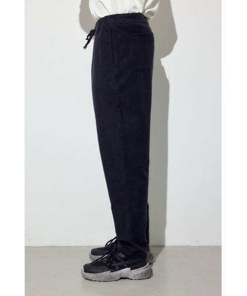 AZUL by moussy(アズールバイマウジー)の「リラックスソフトタッチパンツ(スラックス・メンズ・ブラック/ベージュ/ブラウン・MEDIUM/LARGE)」の8枚目の写真